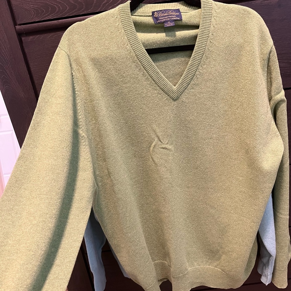 Brooks Brothers 100% Cashmere Sweater